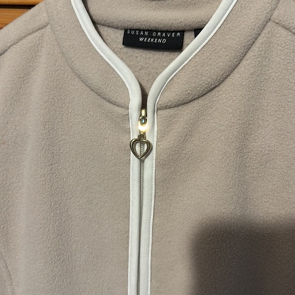 Susan Graver weekend size medium women’s Fleece vest - Picture 4 of 4